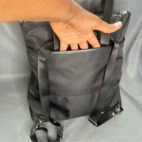 TravelPro Black Laptop Backpack. NWOT - Picture 4 of 16